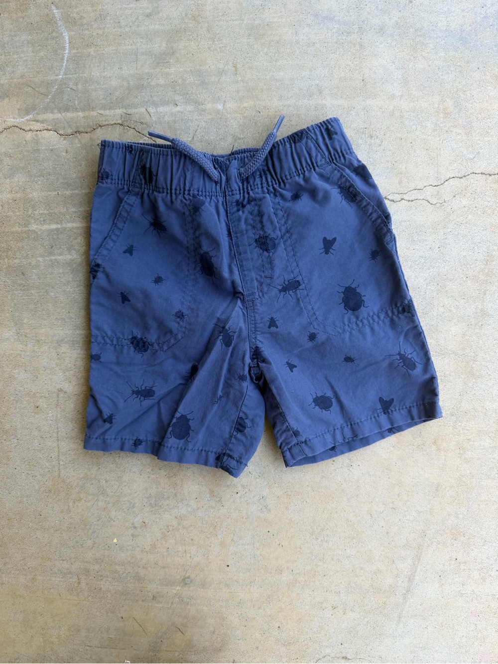 Boys 2 T shorts